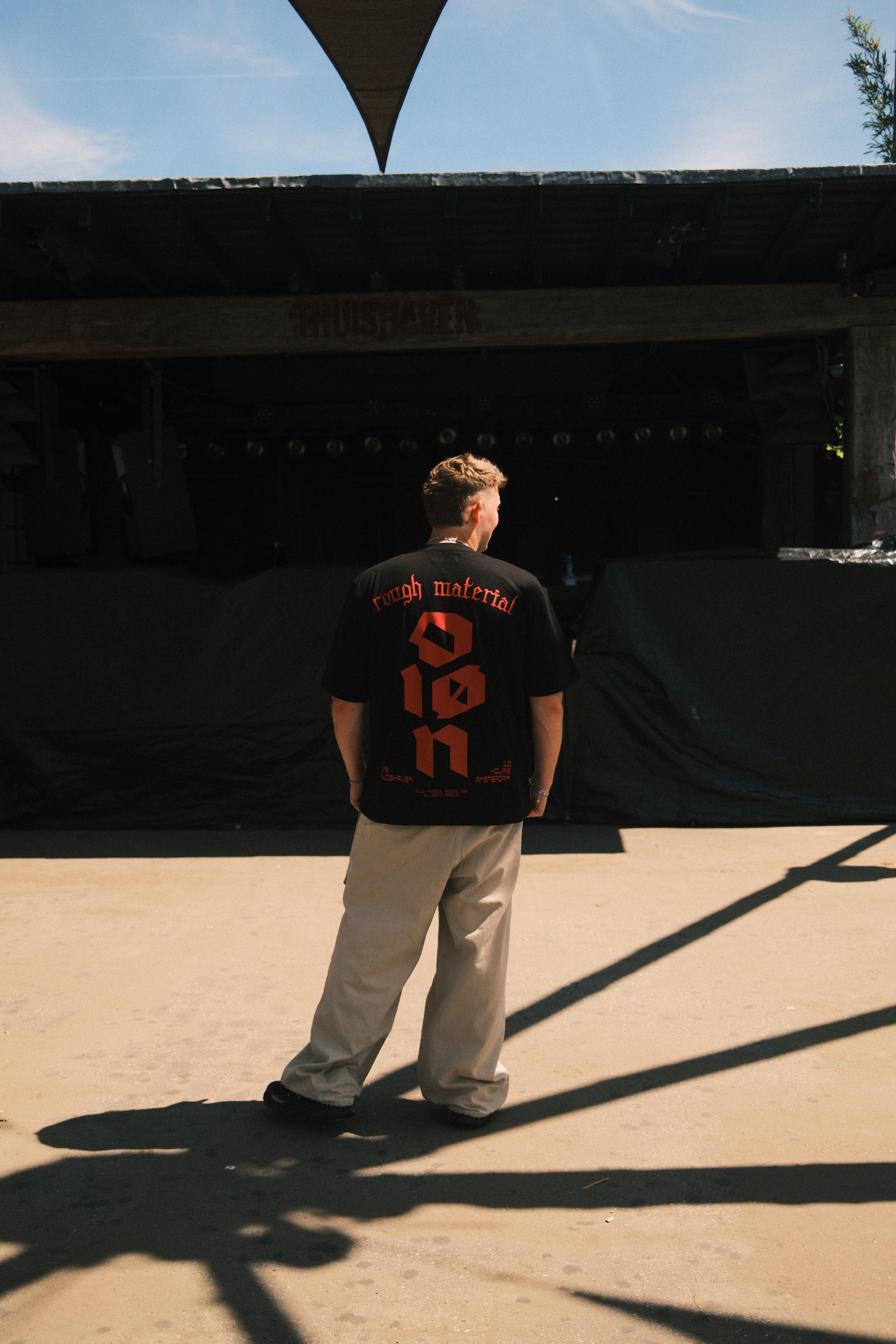 10 HRS Tee
